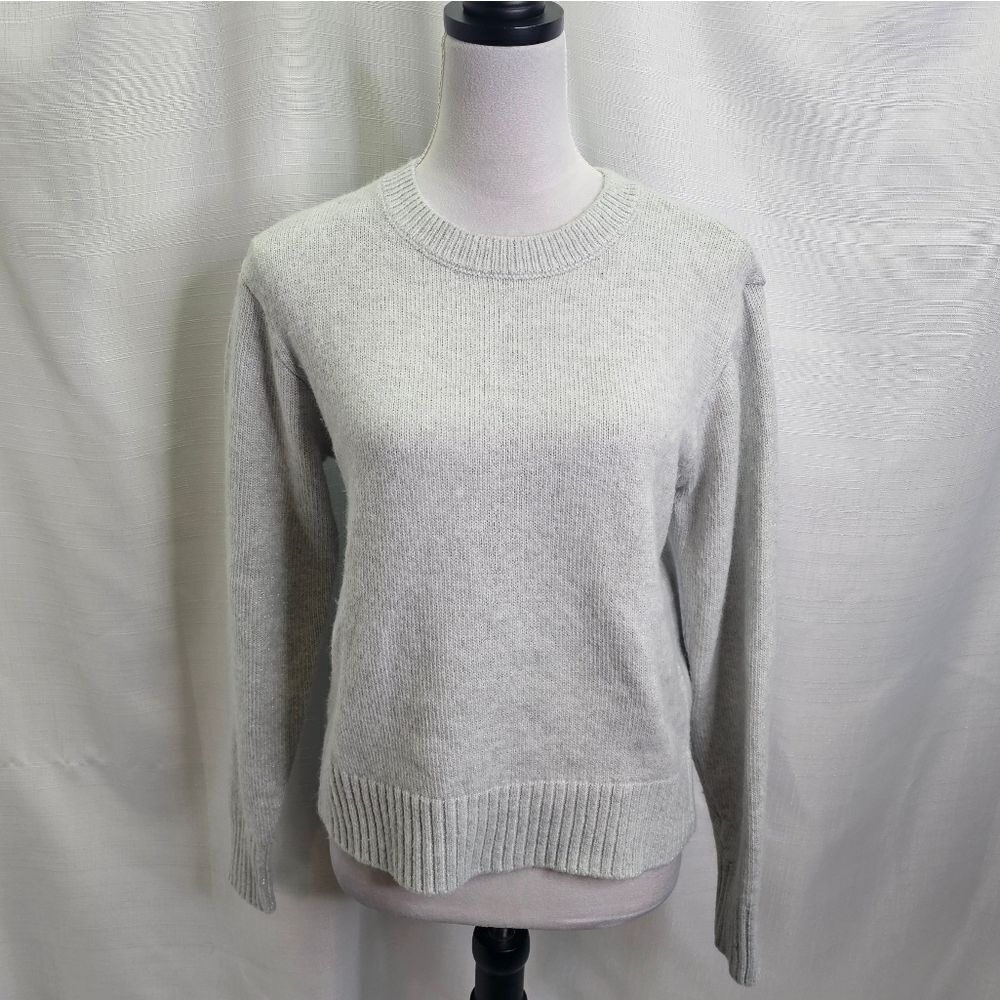 Evereve Gray Crewneck Sweater Size XS